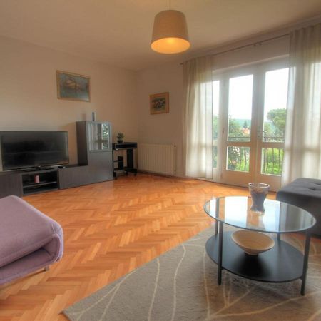 Apartman Lena Опатия Екстериор снимка