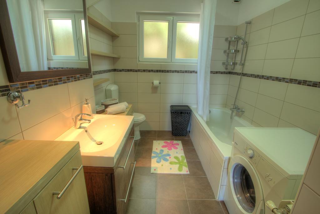 Apartman Lena Опатия Екстериор снимка