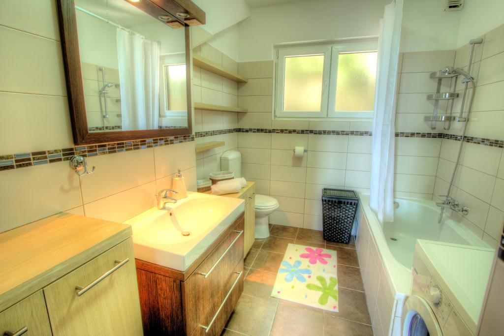Apartman Lena Опатия Екстериор снимка
