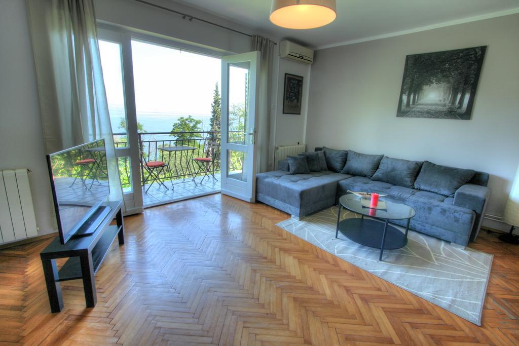 Apartman Lena Опатия Екстериор снимка